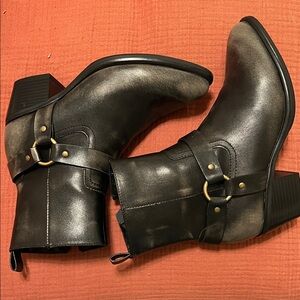 Mia Chiara Moto Ankle Boot
